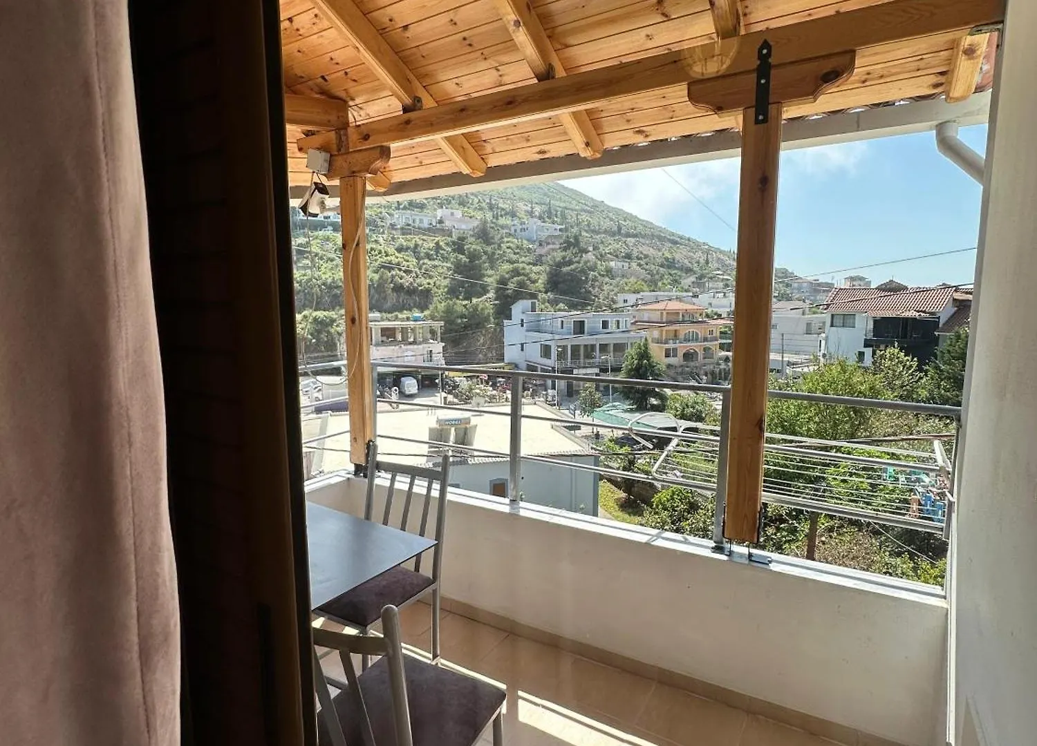 Evelina Ernild Rooms Sarandë