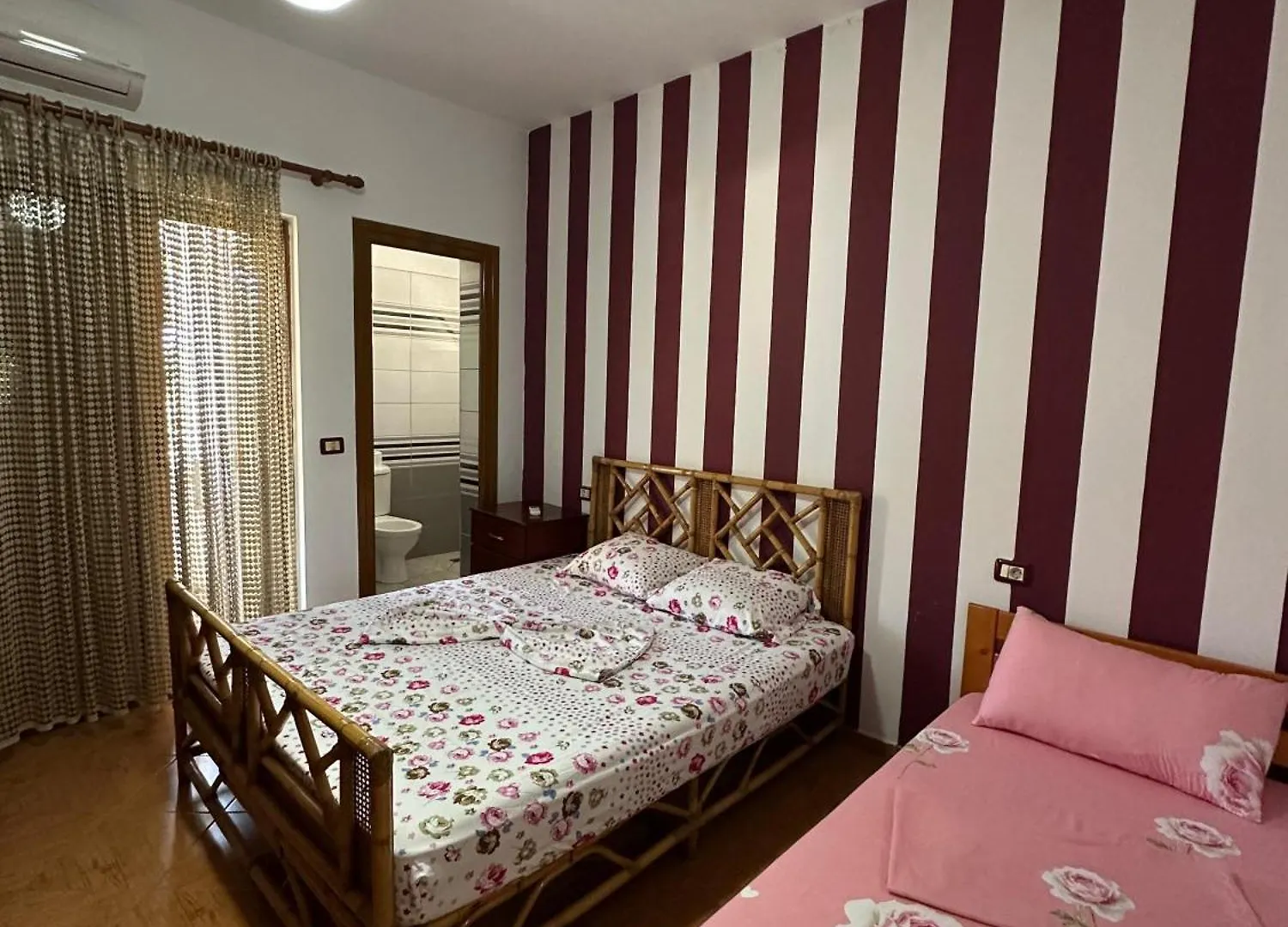 Evelina Ernild Rooms Sarandë