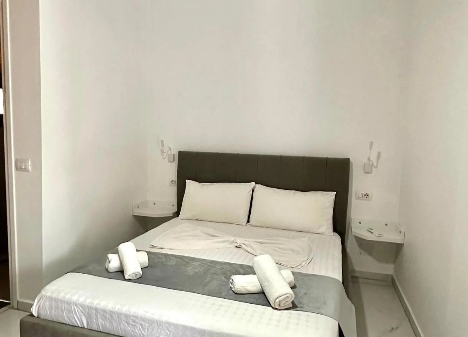Affittacamere Evelina Ernild Rooms Sarandë
